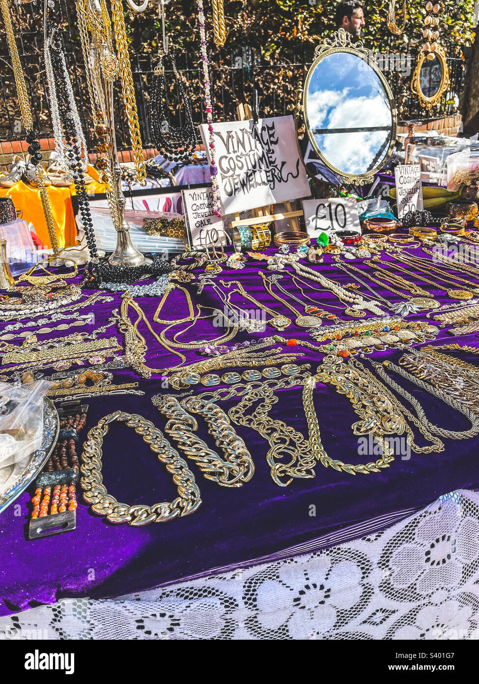 Portobello road antique Jewellery stall, London Stock Photo Alamy