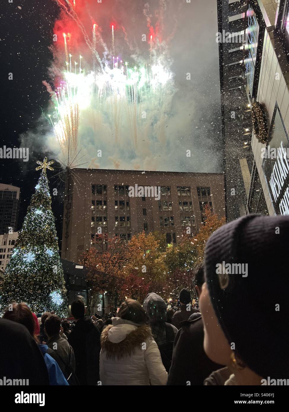 Seattle, Christmas tree light up Stock Photo Alamy