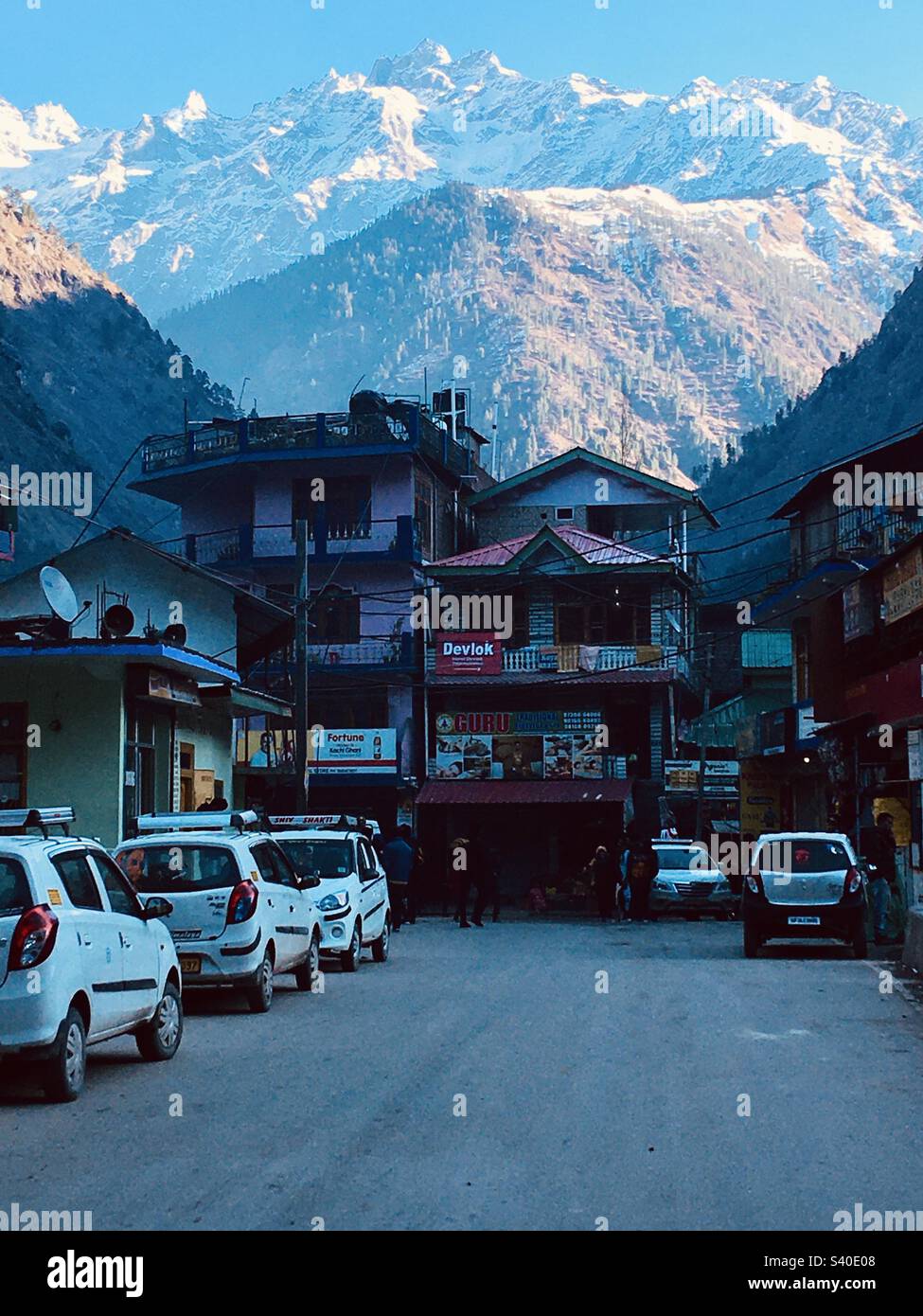 Shivery winter morning in Kasol, HP, India Stock Photo