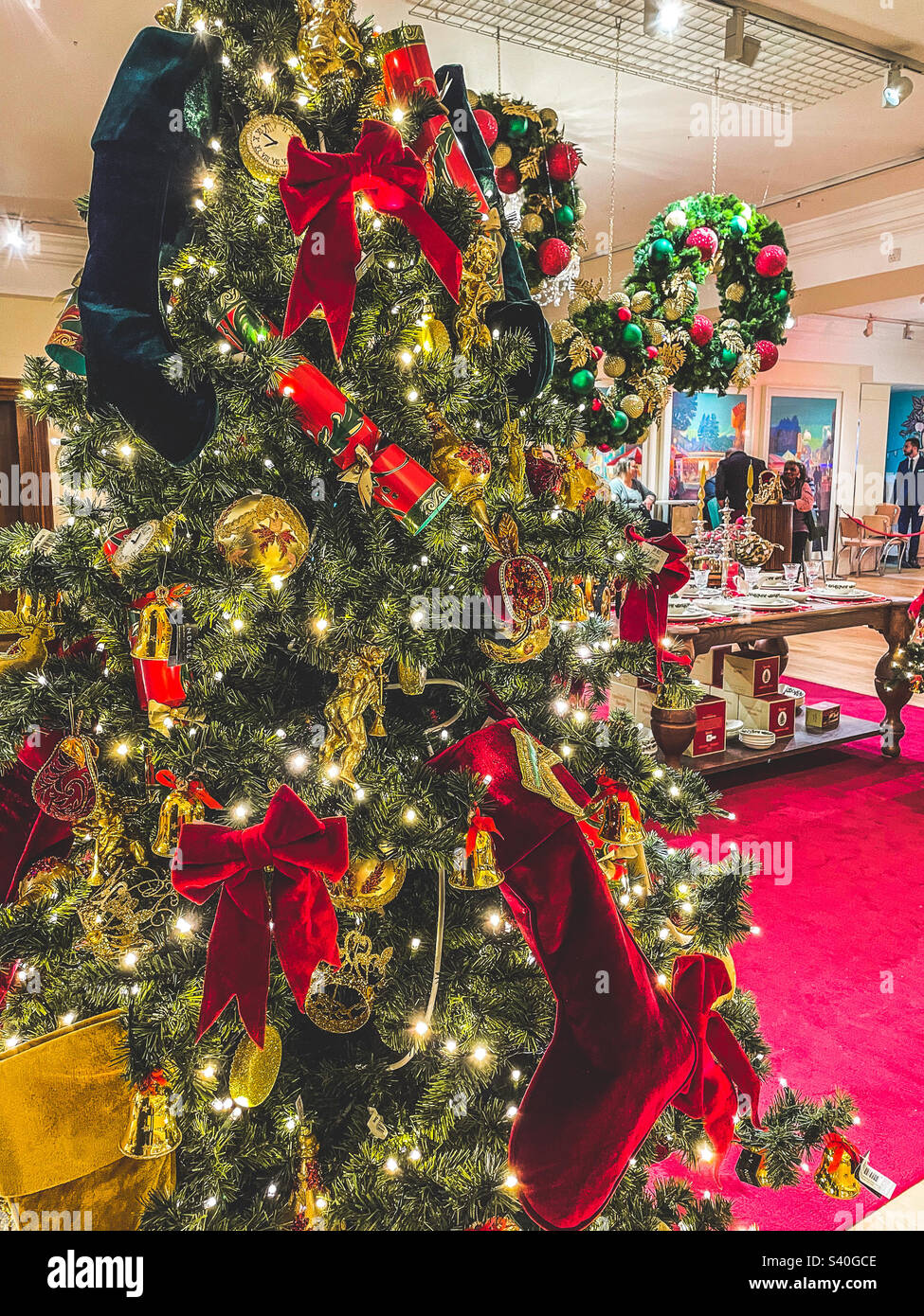 Fortnum & Masons at Christmas Stock Photo Alamy