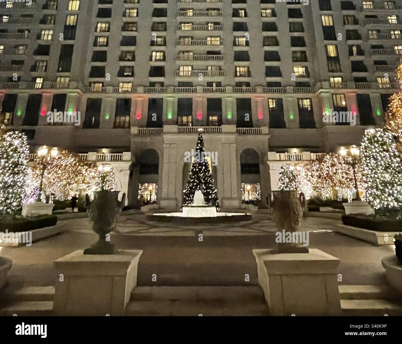 A shot within the outdoor courtyard of the Grand America hotel in downtown Salt Lake City, Utah, USA during the Christmas season. Stock Photo