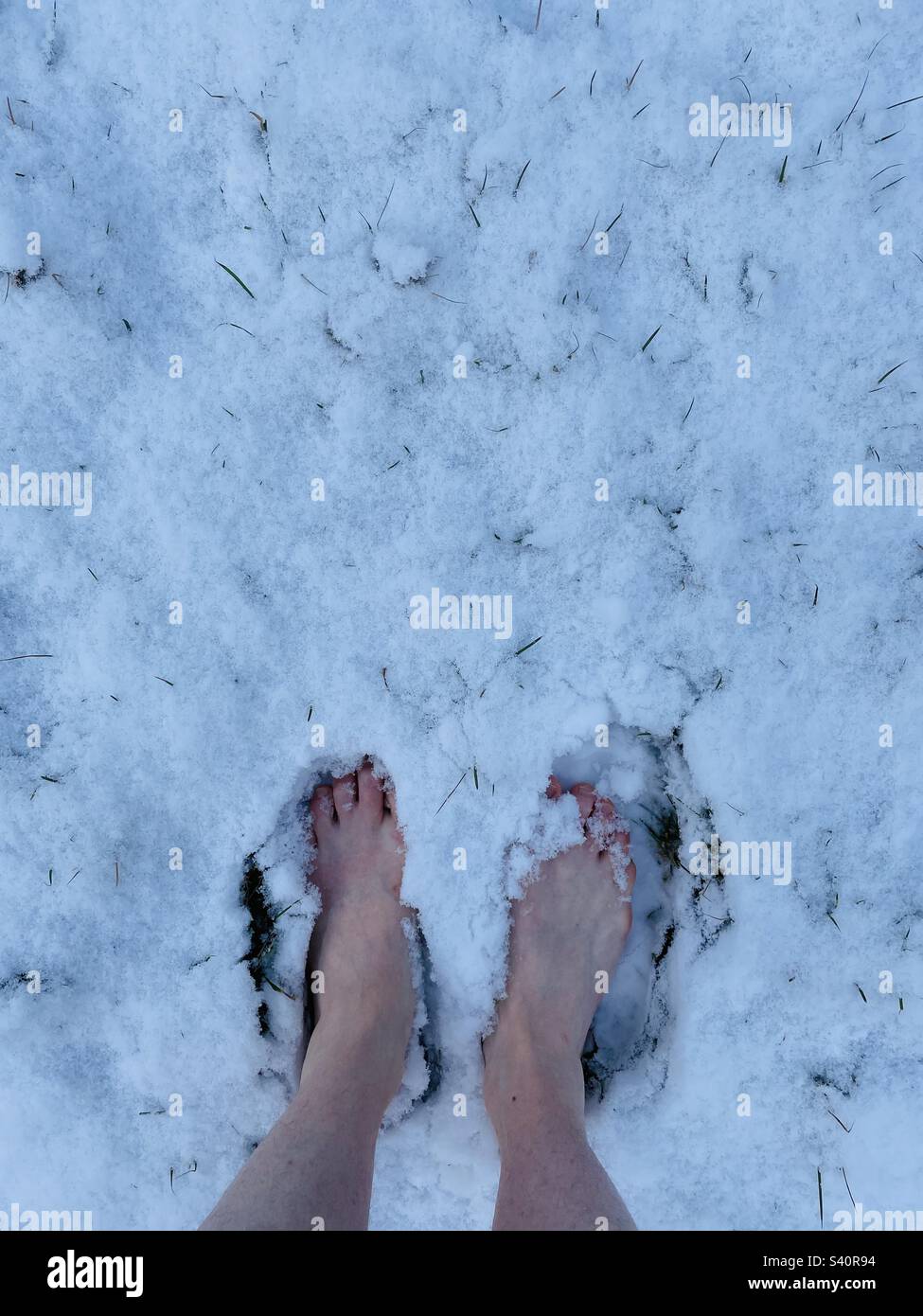 Winter earthing hires stock photography and images Alamy