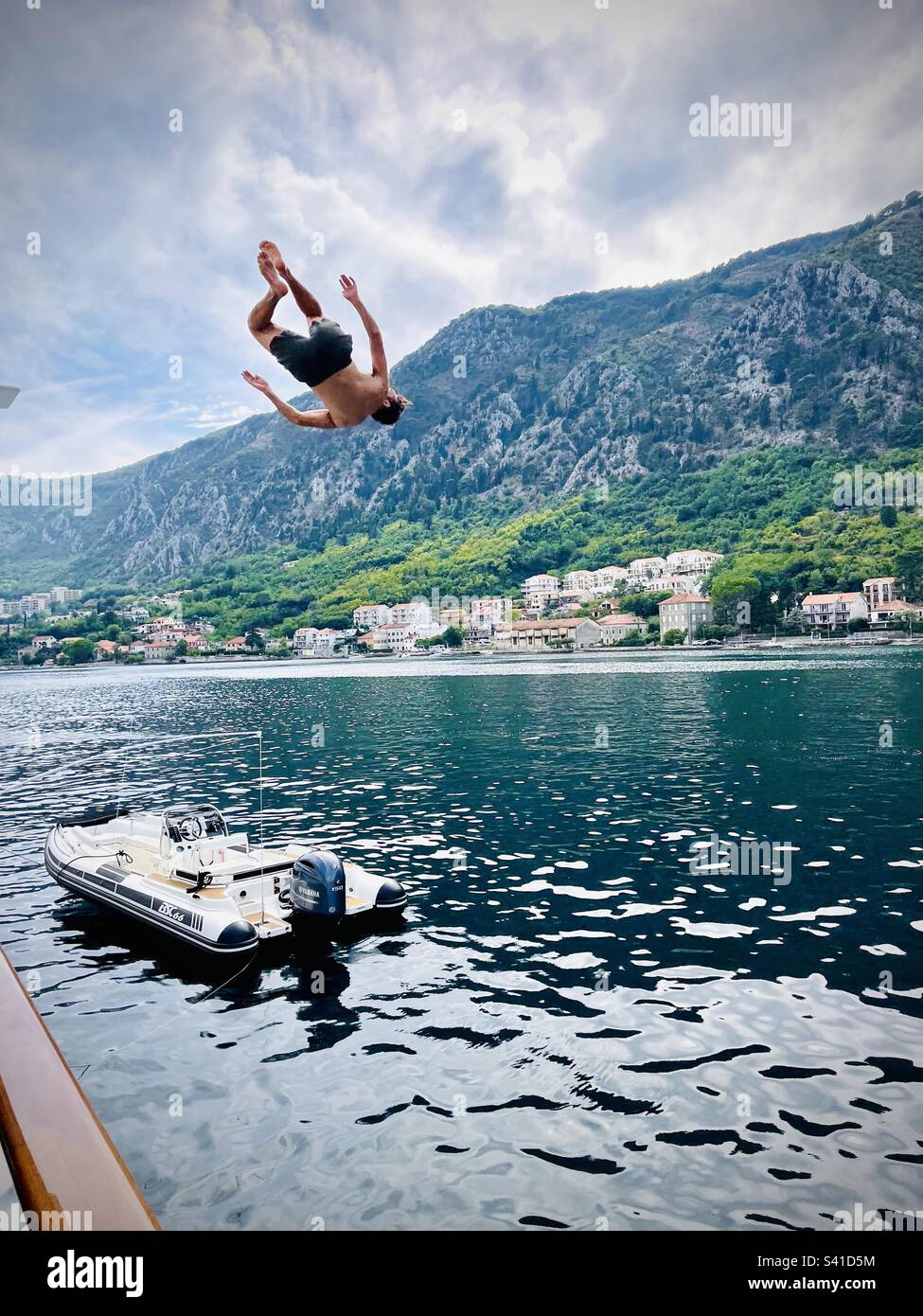 Jumping diving in water hires stock photography and images Alamy