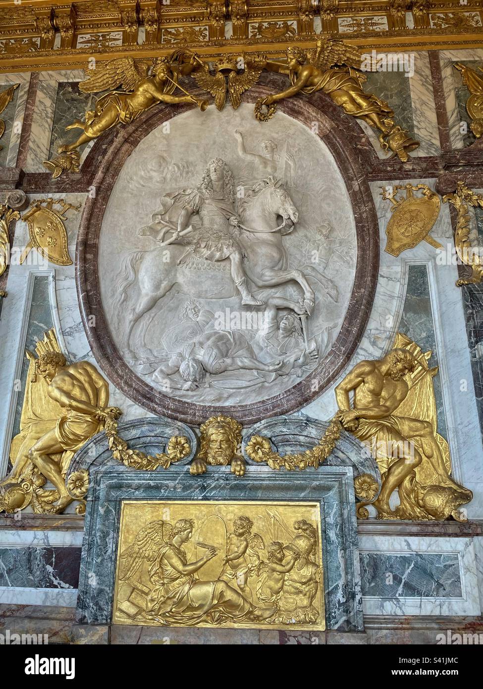 Palace of louis xiv hi-res stock photography and images - Alamy