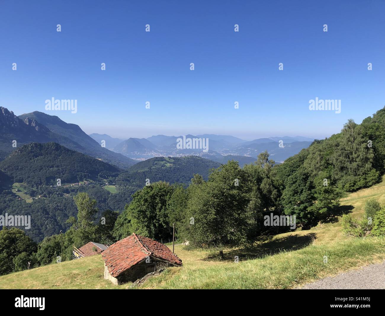 Luganoregion hi-res stock photography and images - Alamy