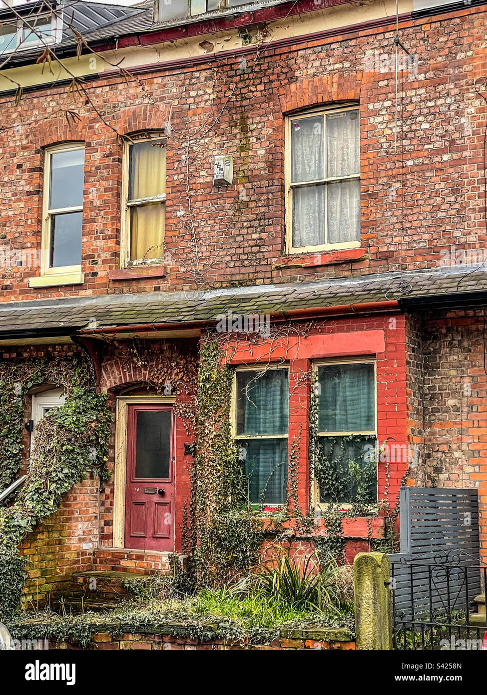 Derelict house, Manchester Stock Photo Alamy