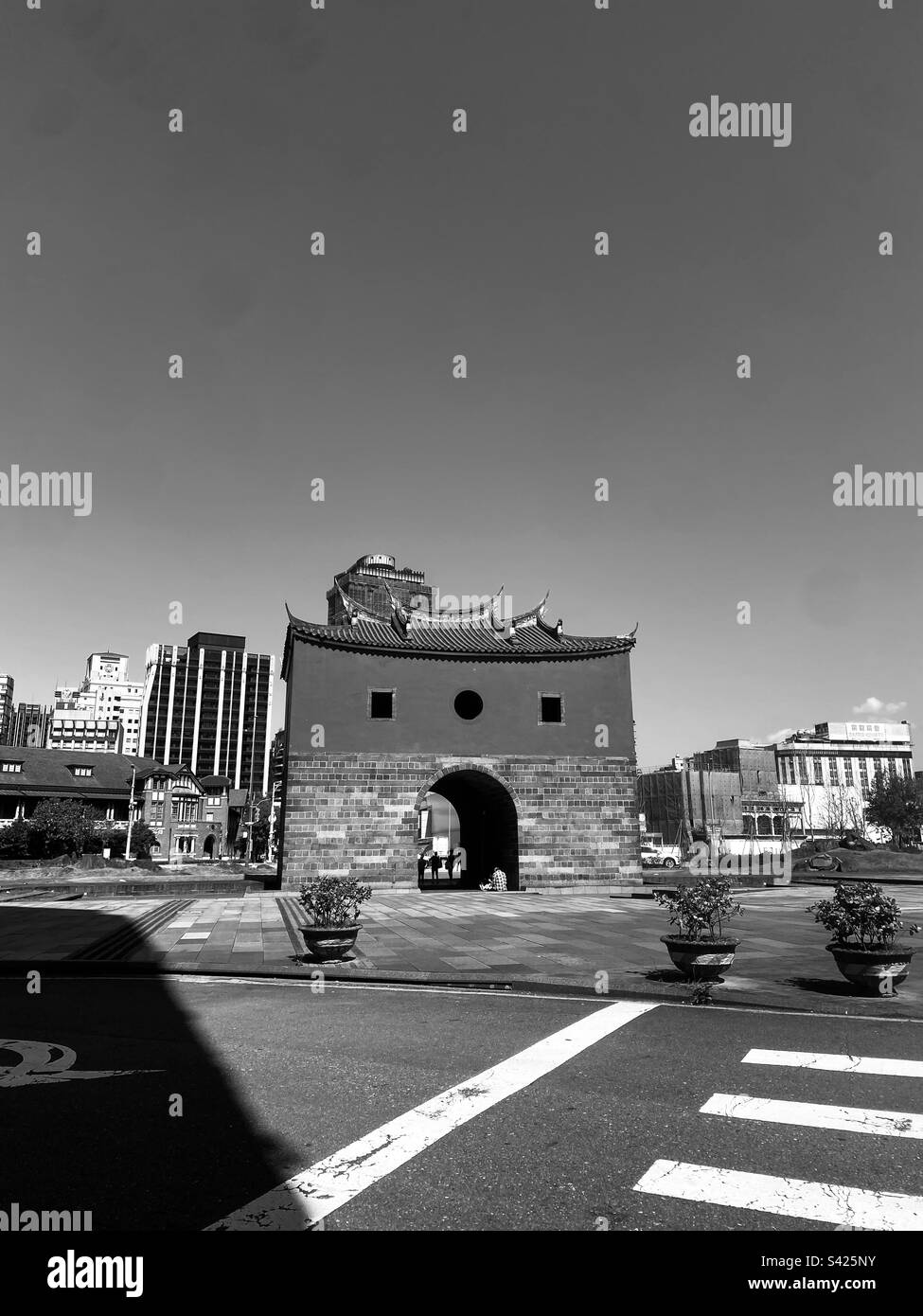 Ching-en men Taipei 19th century ancient gate in Zhongzheng district Stock Photo