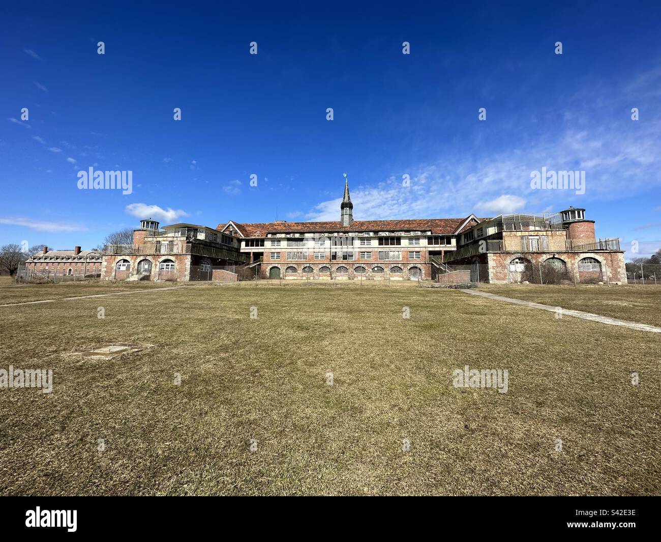 Waterford, Connecticut, USA - March 5, 2023:  Seaside State Park, formerly the Seaside Sanatorium. The landmark is found on the National Register of Historic Places. Architect was Cass Gilbert. - Smartphone Captured Stock Image