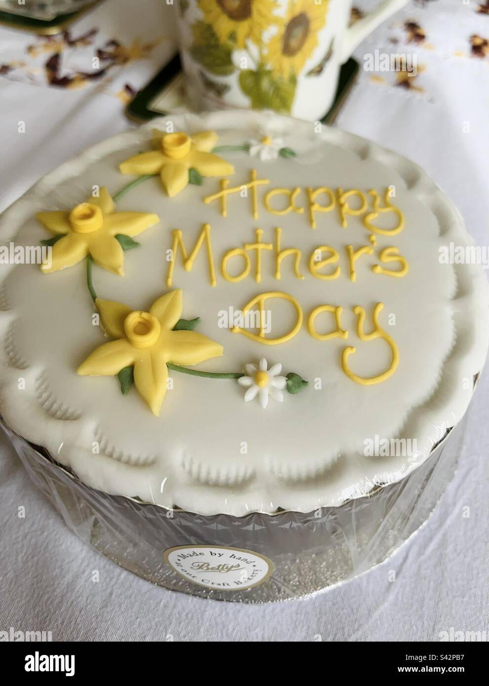 Mother’s Day celebration cake from Betty’s of Harrogate for afternoon tea Stock Photo