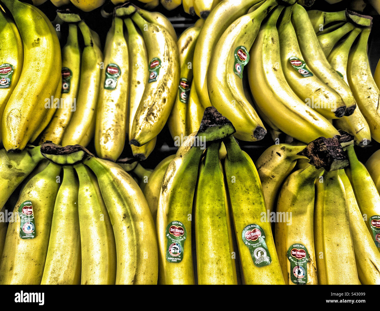 Del monte bananas hires stock photography and images Alamy