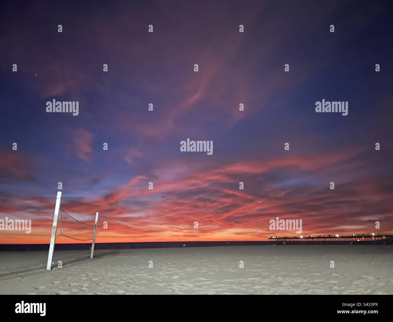 Hermosa Beach Volleyball Net Sunset Pier Stock Photo Alamy