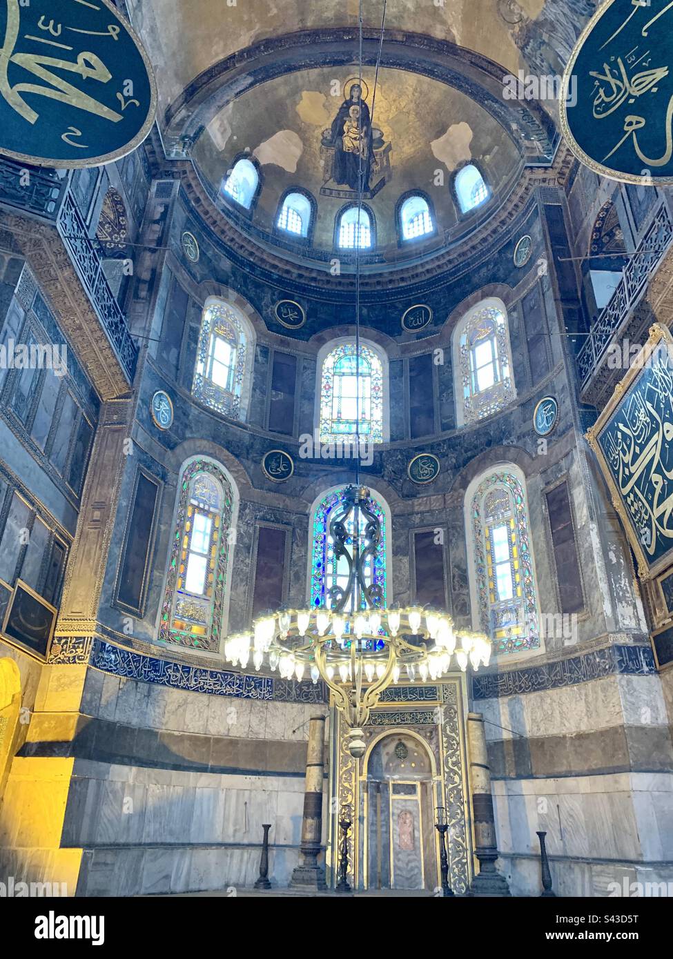 Hagia sophia grand mosque interior hi-res stock photography and images ...