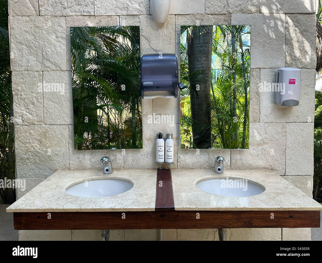 Bathroom sinks near the beach, Intercontinental Presidente Cancun
