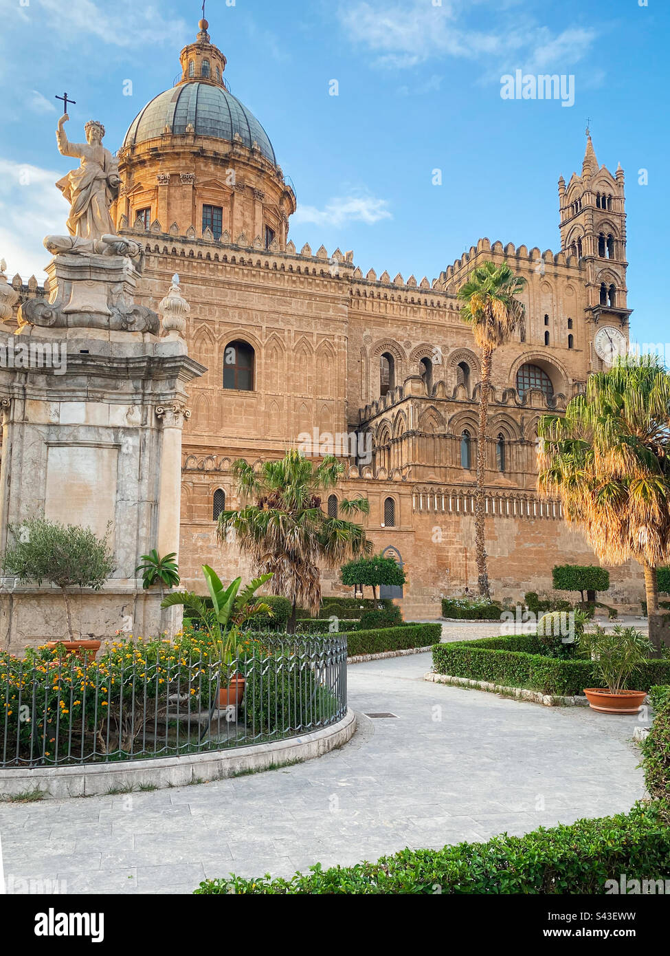 Cattedrale di Palermo. The Roman Catholic cathedral church of the Archdiocese of Palermo, Palermo, Sicily, Southern Italy. - Smartphone Captured Stock Image