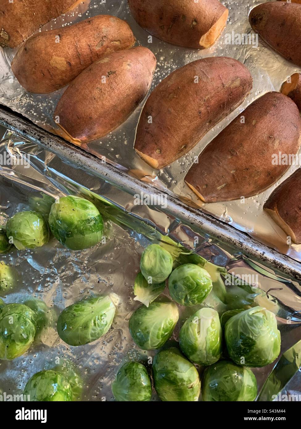 Vegetables for dinner Stock Photo - Alamy