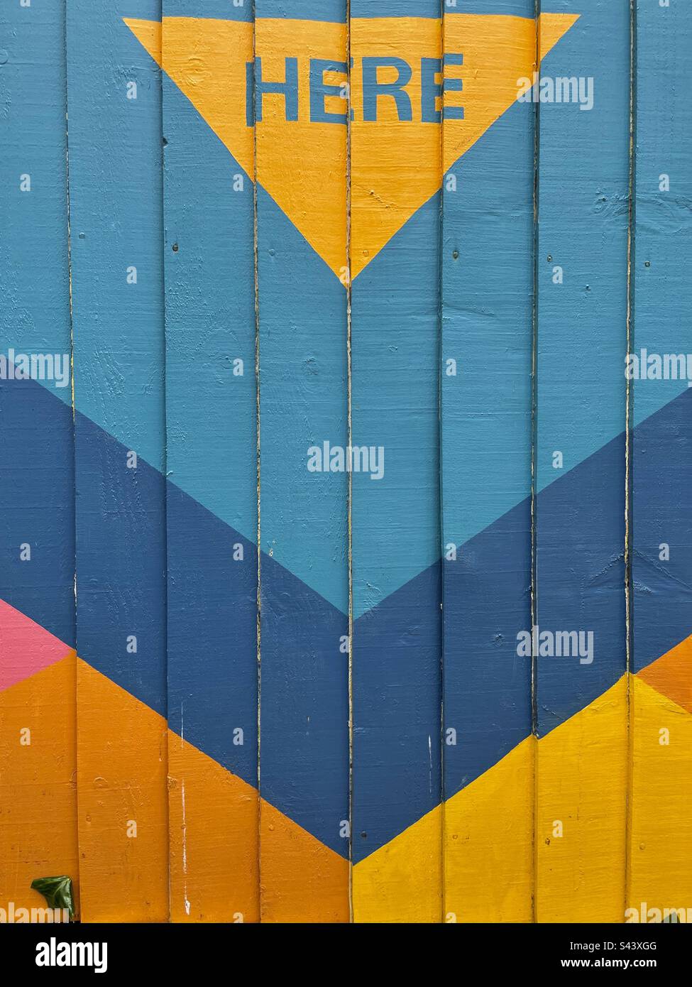 Abstract pattern with arrow to here - Smartphone Captured Stock Image