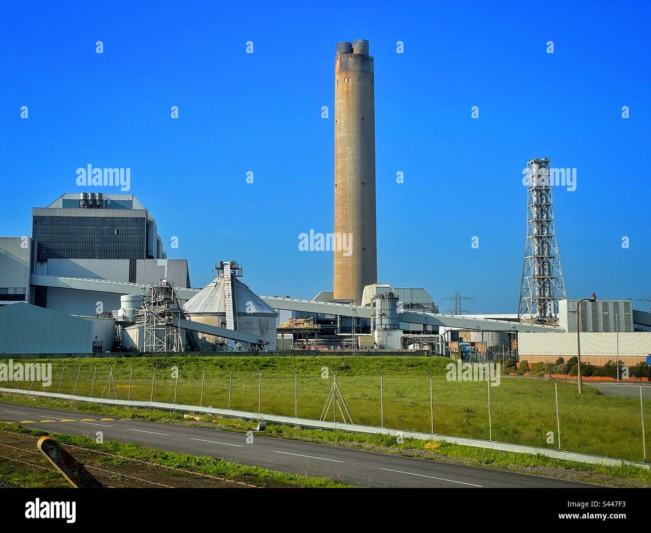 Aberthaw coal fired power station, now decommissioned, Aberthaw, South Wales, 2023. Stock Photo