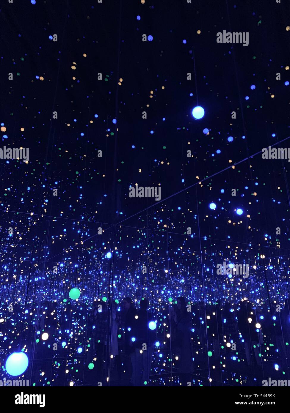 Blinding lights hi-res stock photography and images - Alamy