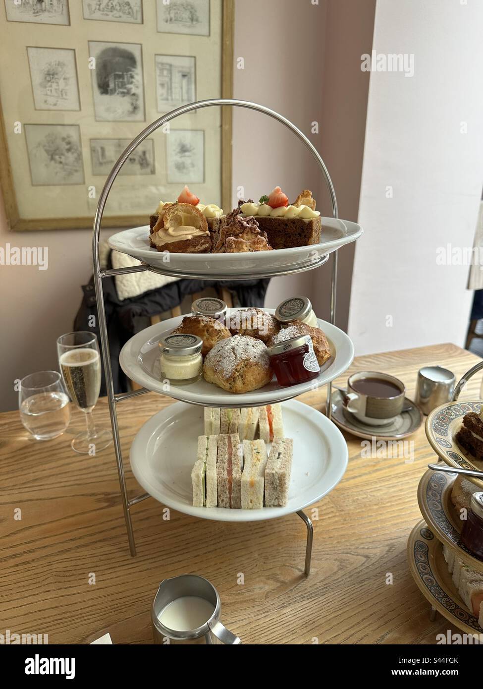 Afternoon tea in Oxford, UK Stock Photo Alamy