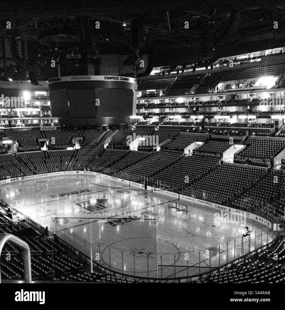 Hockey rink Black and White Stock Photos & Images Alamy