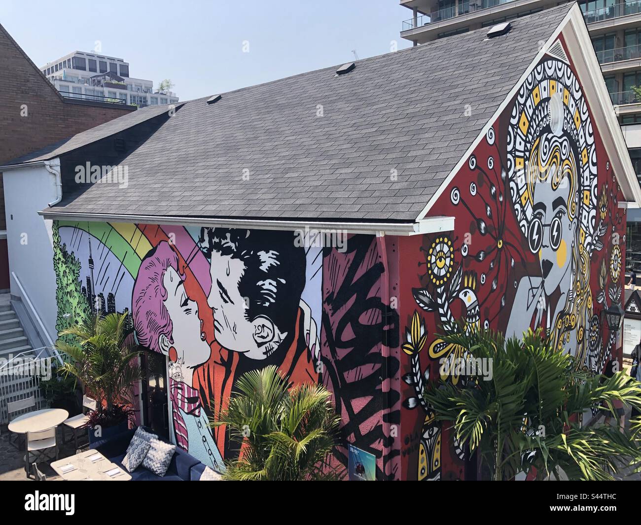 Street art in Yorkville, a Toronto downtown neighbourhood. - Smartphone Captured Stock Image