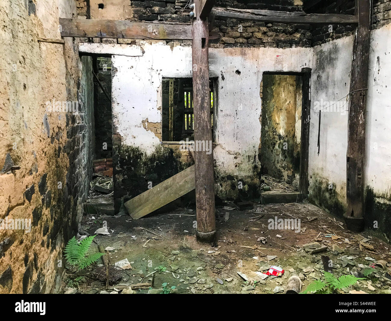 Support pillars Holding up a roof in an abandoned village house Stock