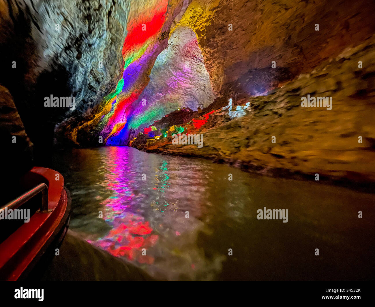 Cave boat hi-res stock photography and images - Alamy