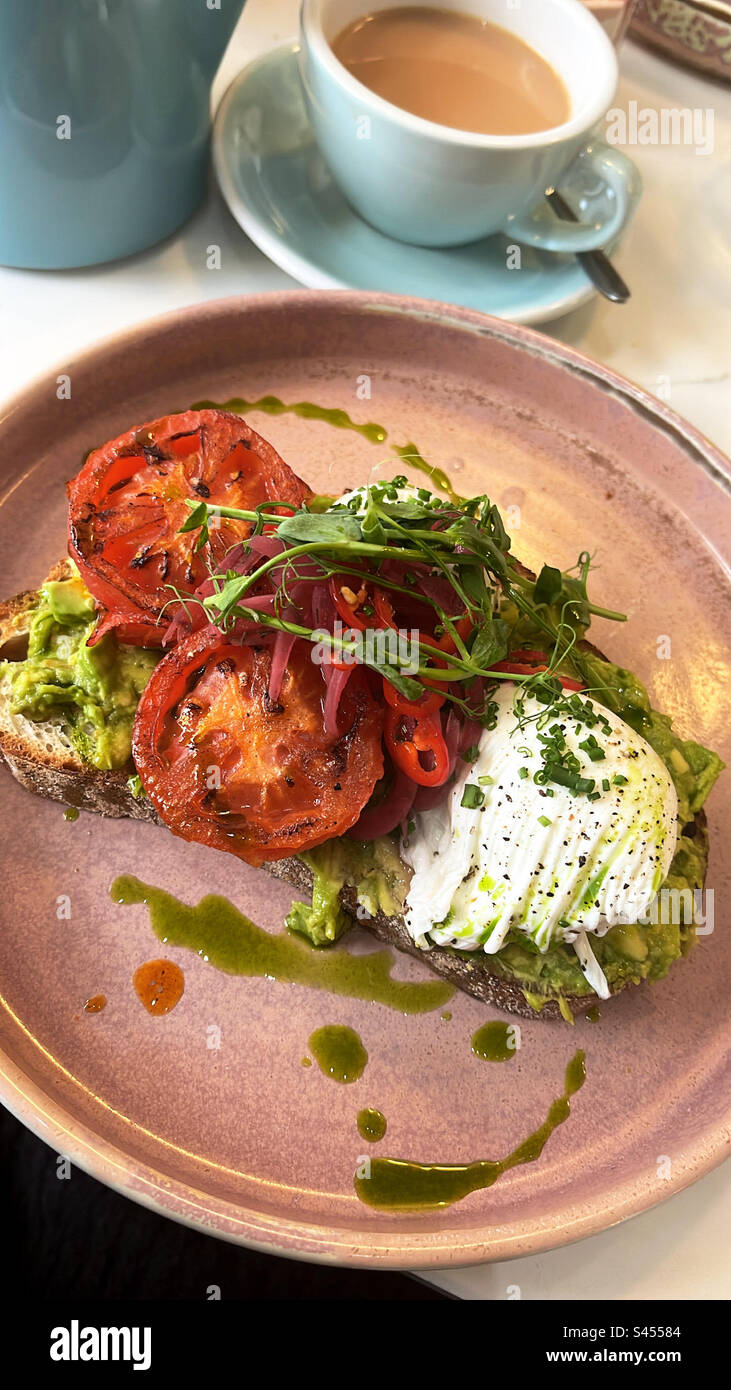 Avocado on toast with sundried tomato Stock Photo Alamy