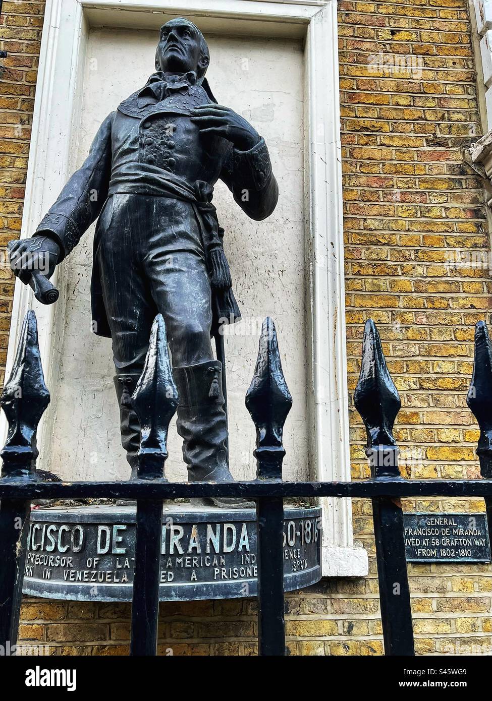 Venezuelan Francisco de Miranda lived at 58 Grafton Way between 1802 to 1810 - the statue is a copy of sculptor Rafael de la Cova, placed in London to commemorate revolutionary meetings here - Smartphone Captured Stock Image