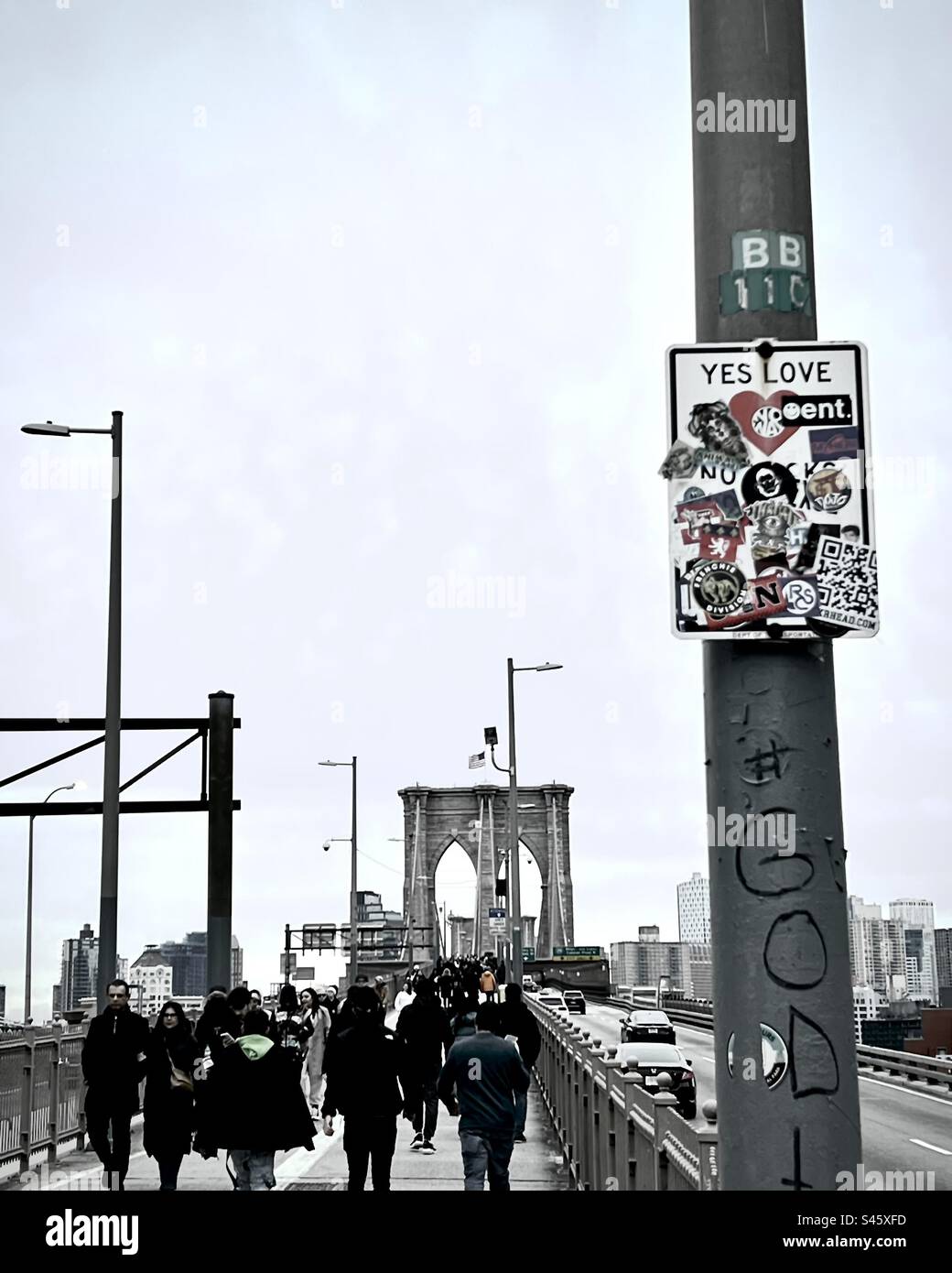 Graffiti on Brooklyn Bridge, New York Stock Photo
