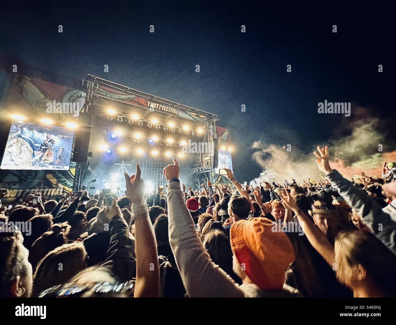 Festival vibes hi-res stock photography and images - Alamy