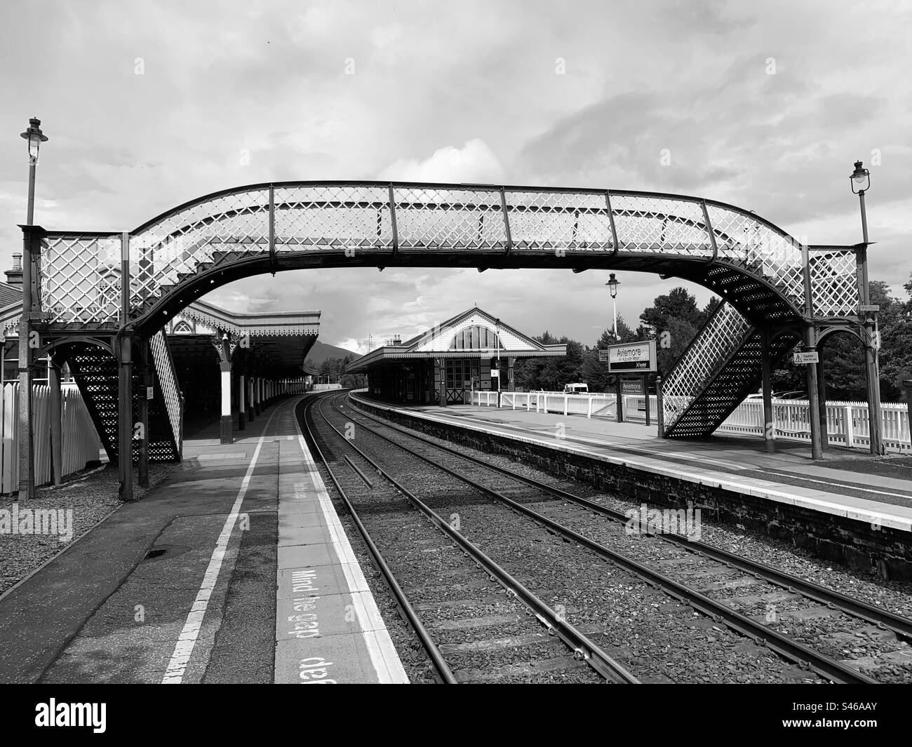 Aviemore train station bridge Stock Photo Alamy