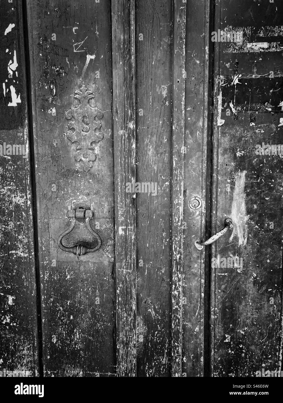 Traditional portuguese door Black and White Stock Photos & Images - Alamy