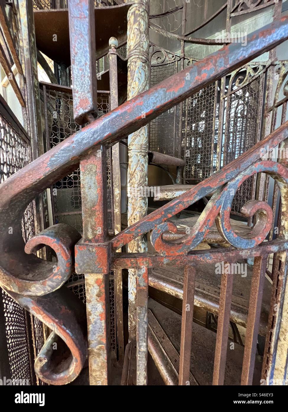 Scroll rails hi-res stock photography and images - Alamy