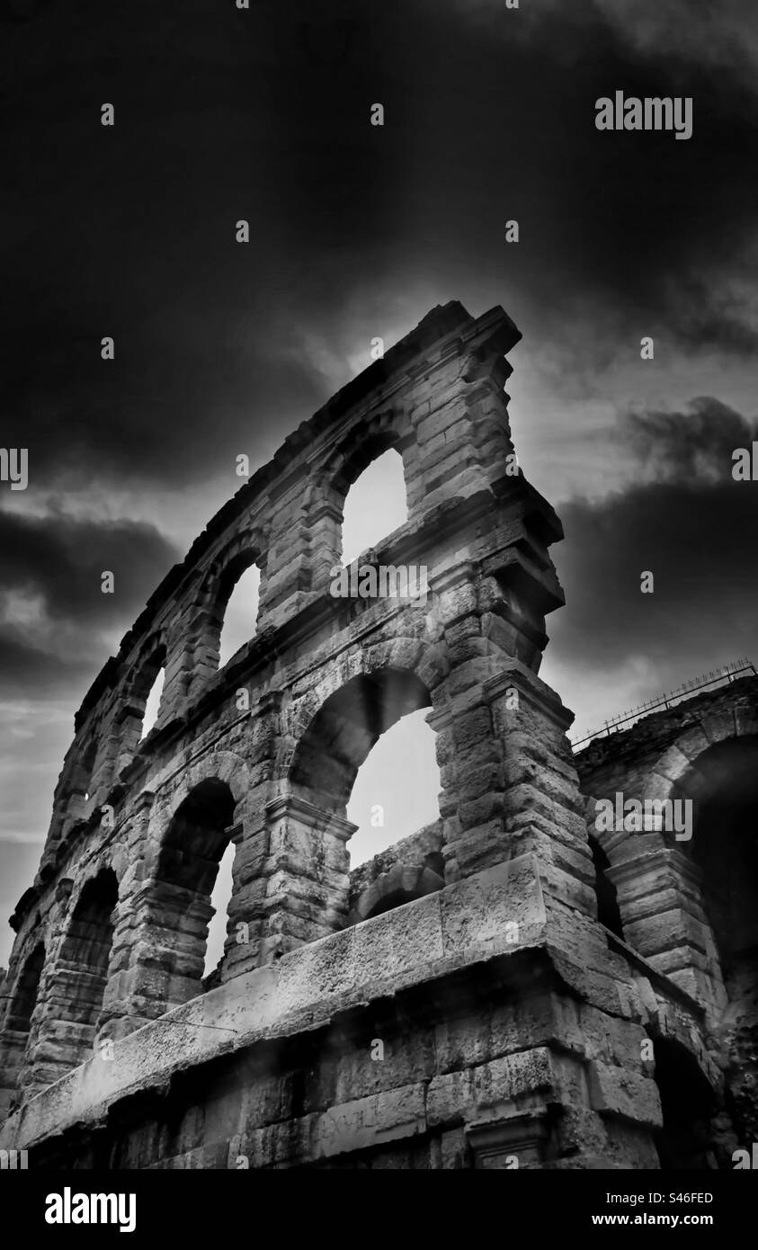 Colosseum Black and White Stock Photos & Images - Alamy