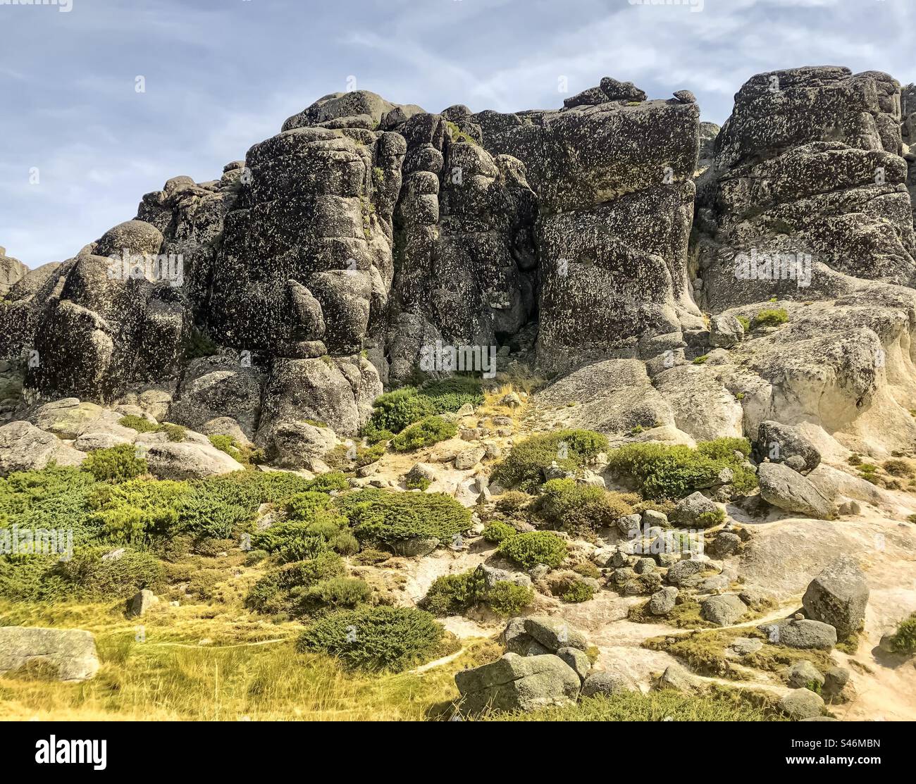 granite-boulders-and-cliffs-at-serra-da-estrela-national-park-in