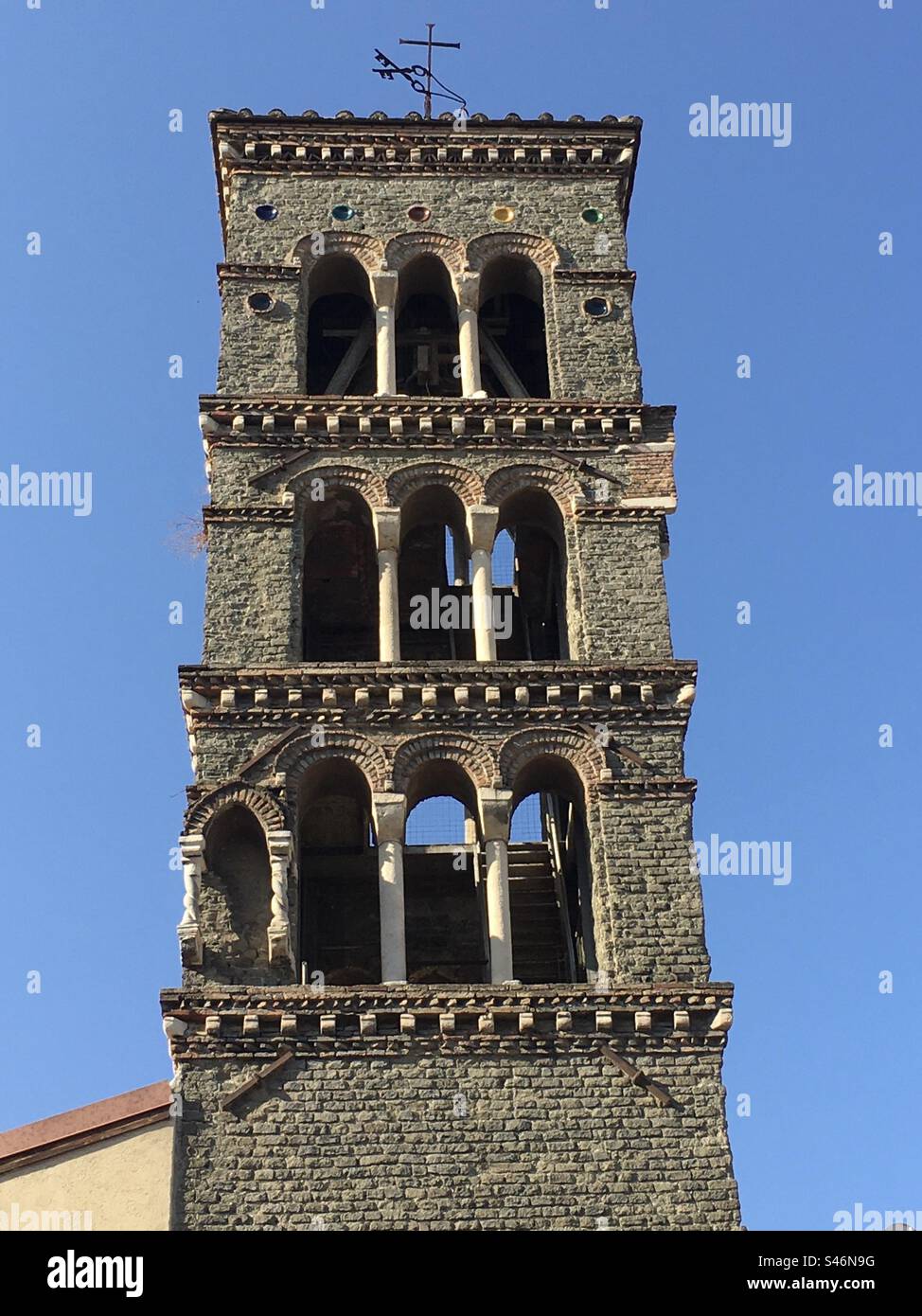 Campanile della chiesa di Santa Maria in Vivario a Frascati, Castelli romani, Lazio, Italia. 1305, stile romanico. Romanesque style. - Smartphone Captured Stock Image