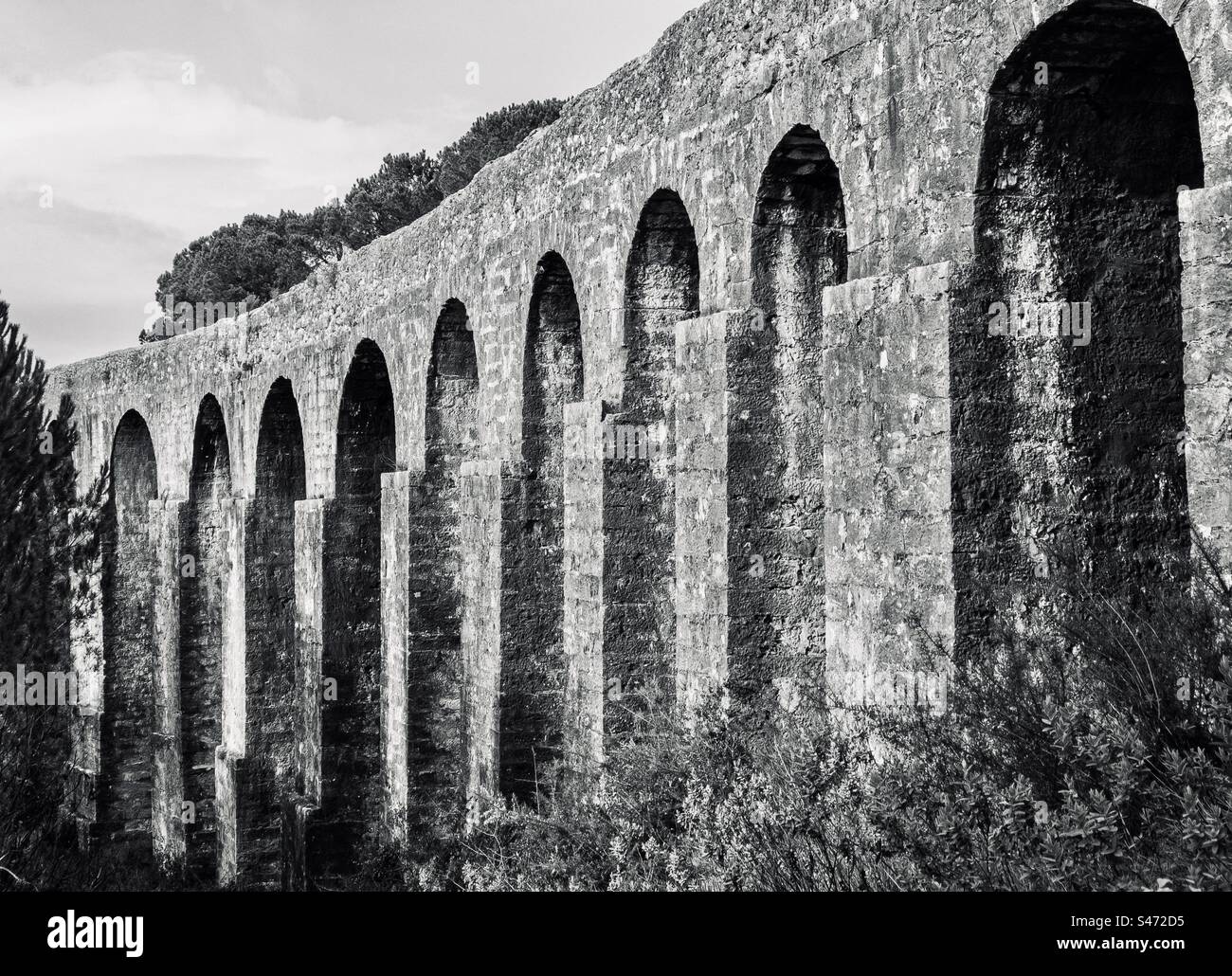 Pegões Aqueduct in Tomar Portugal Stock Photo