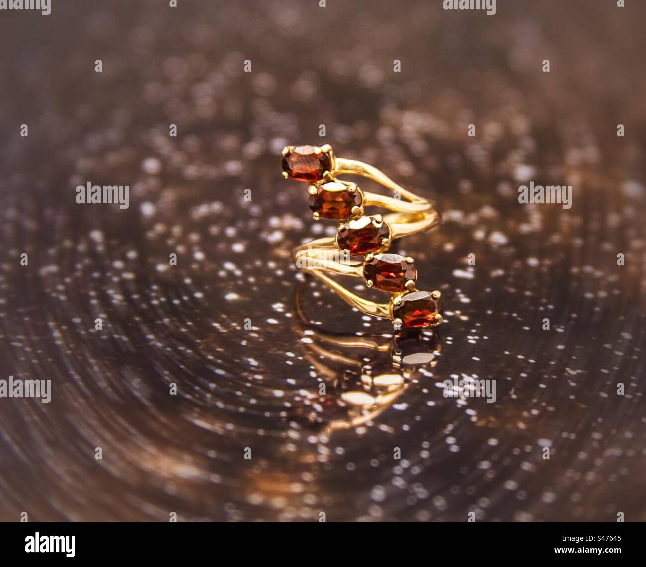 Gold ruby ring hi-res stock photography and images - Alamy