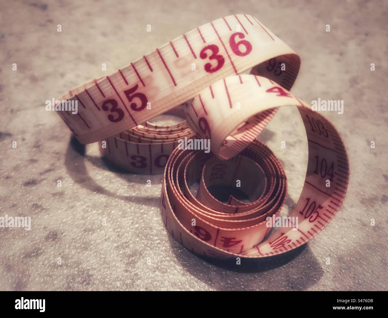 Cloth measuring tape hi-res stock photography and images - Alamy