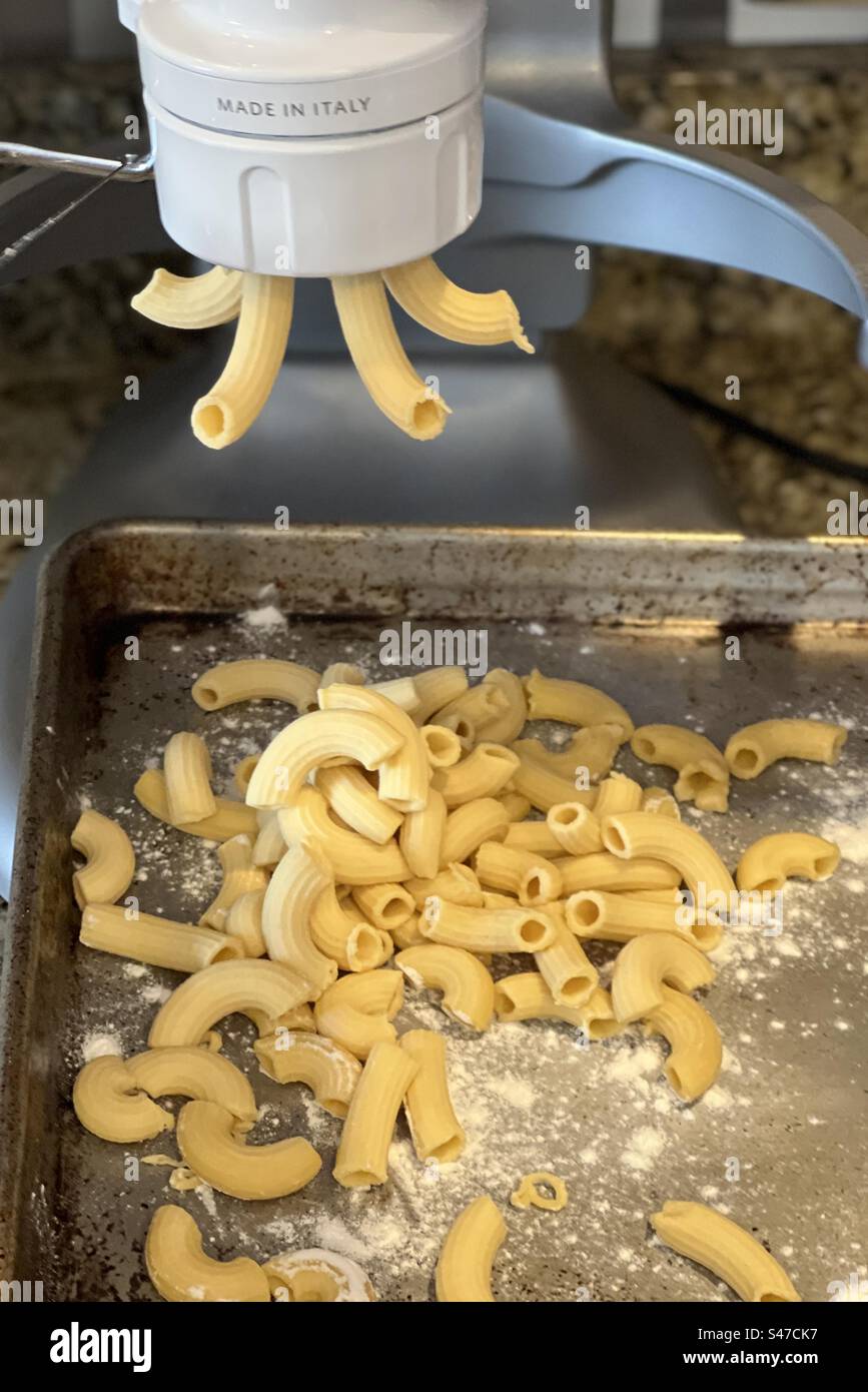 Making Ziti Pasta At Home Stock Photo Alamy making-ziti-pasta-at-home-stock-photo-alamy