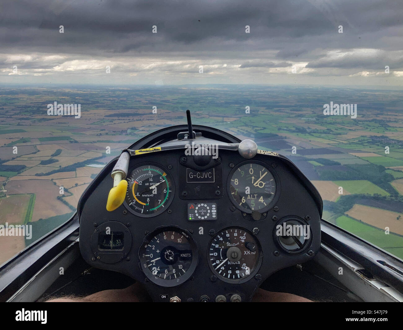 Glider cockpit sailplane hi-res stock photography and images - Alamy