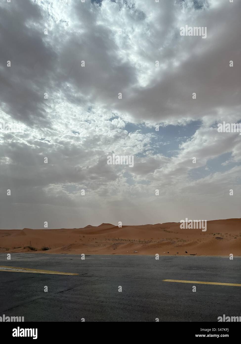 Saudi Arabia - Al-Ahsa Governorate, cloudy weather in desert view 17 April 2023 Stock Photo