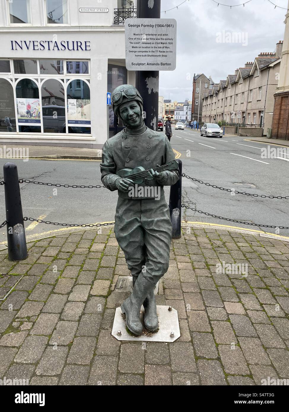 Formby statue on the Isle of Man Stock Photo Alamy