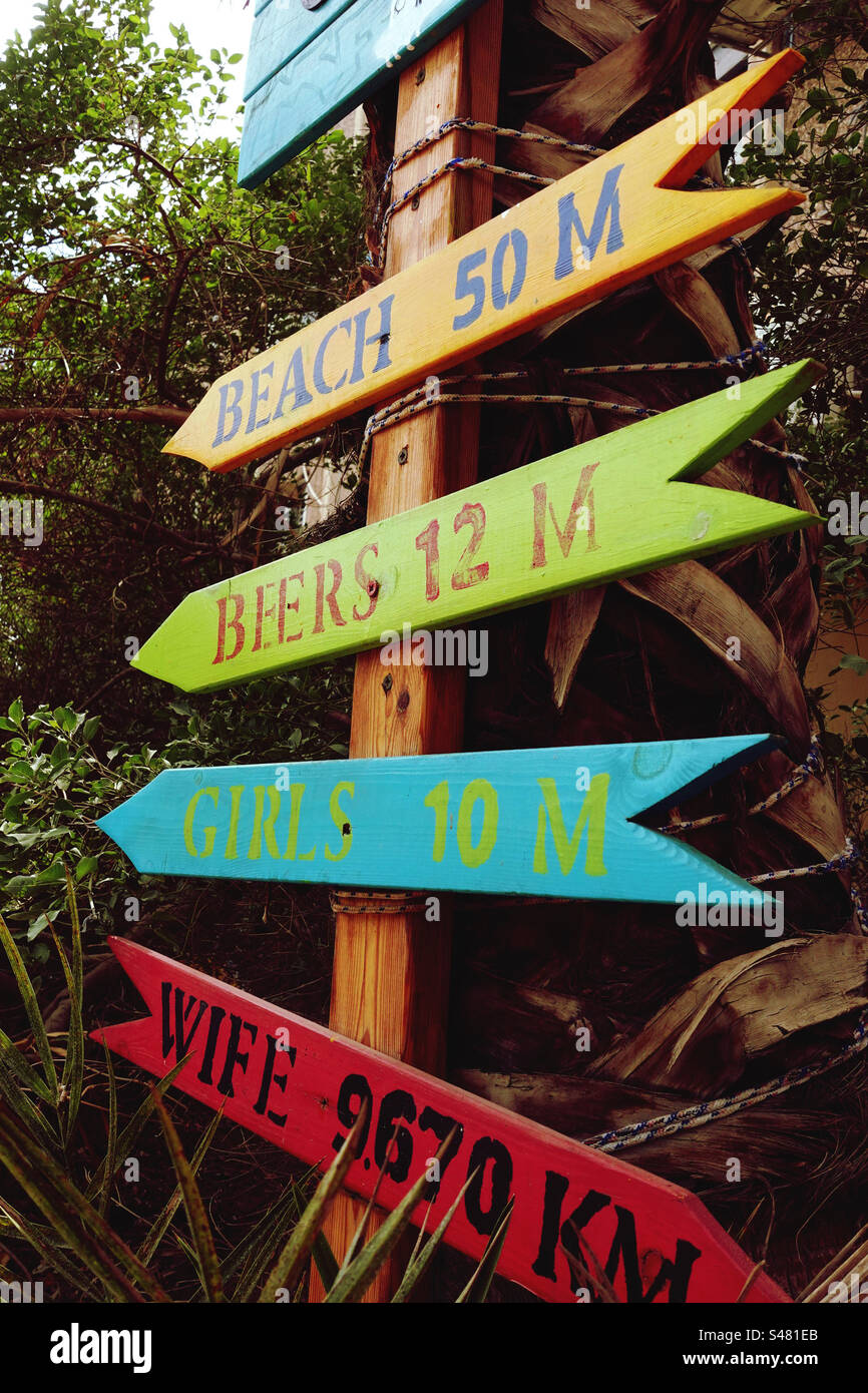 Fun signs hi-res stock photography and images - Alamy