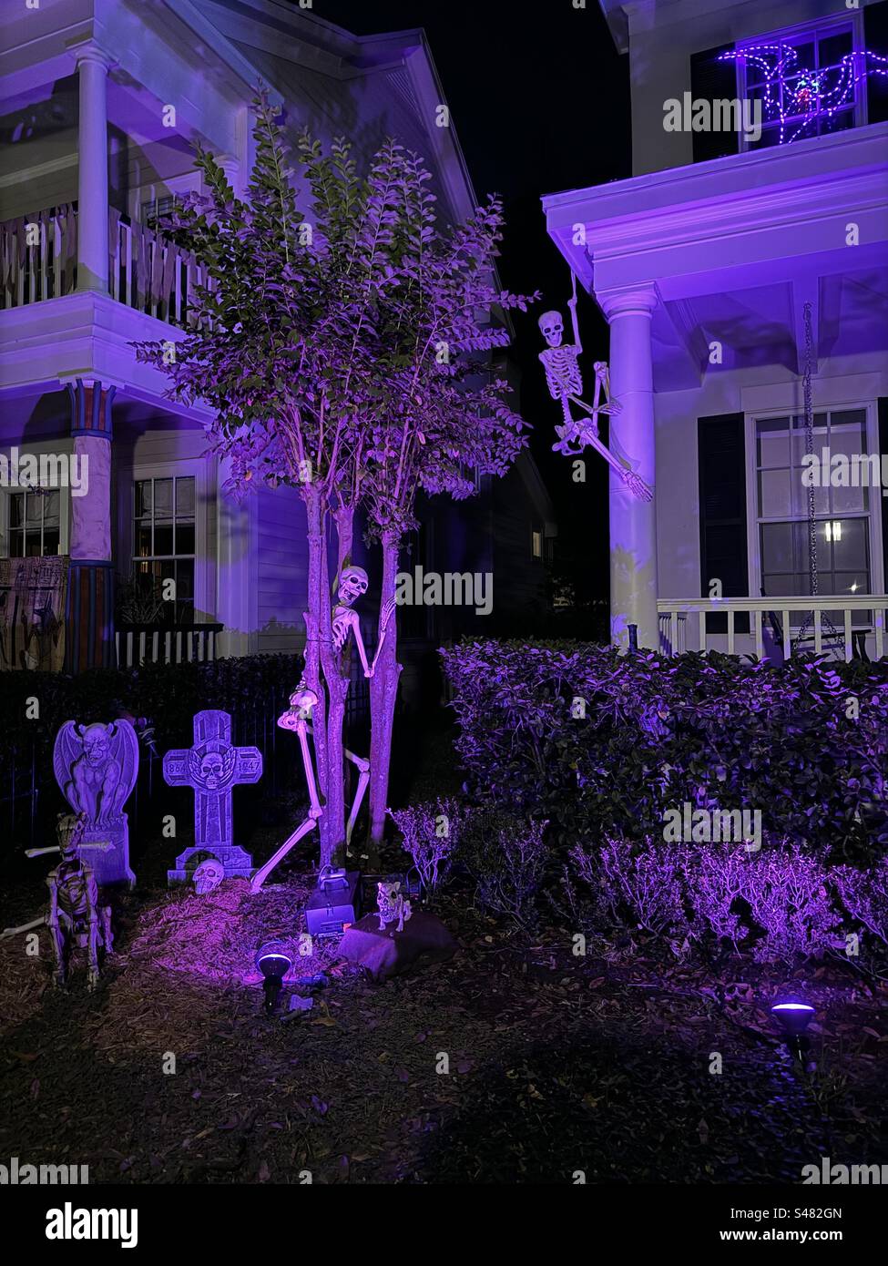 Scary graveyard Halloween yard decoration Stock Photo Alamy