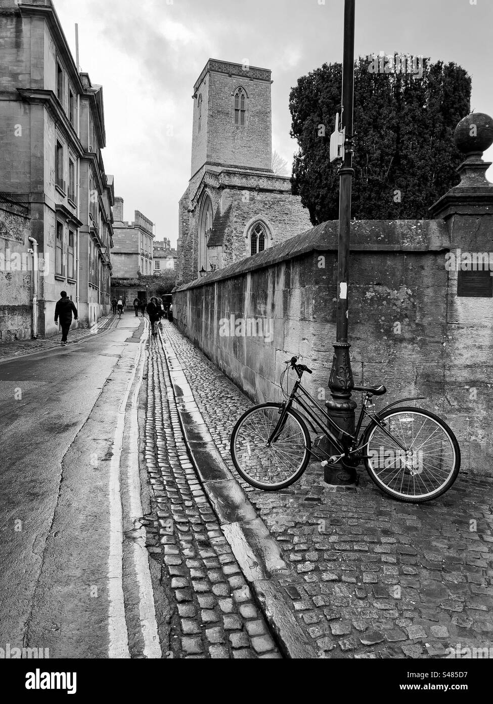 Queens Lane Oxford with bicycle Stock Photo