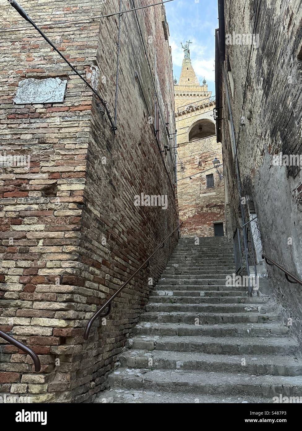 Alley view in the medieval town of Ripatransone, Marche region, Italy Stock Photo