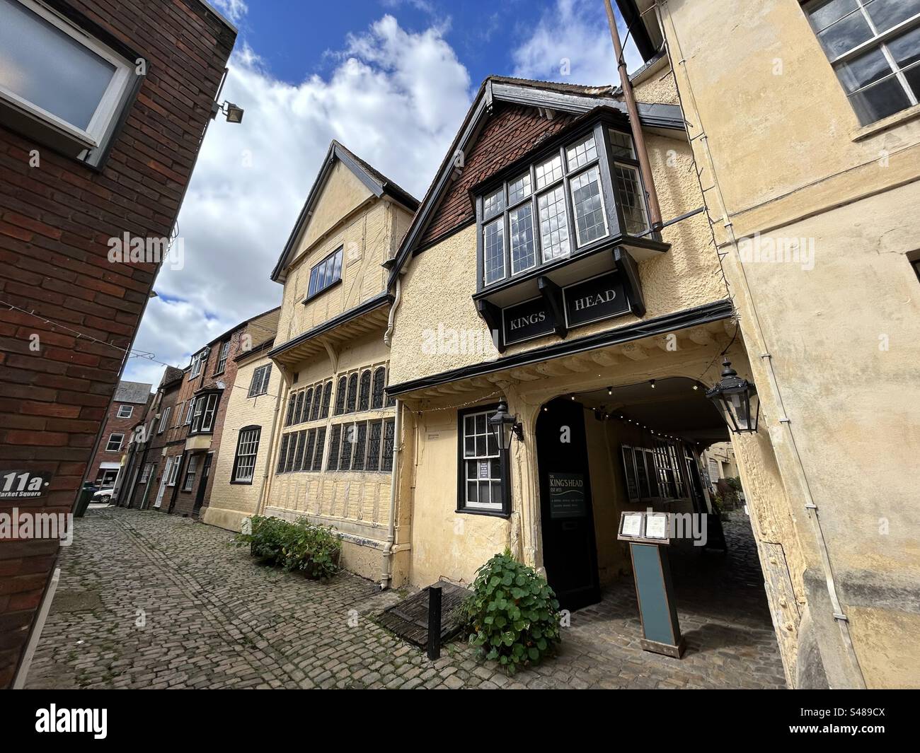 The King’s Head in Aylesbury. One of England’s best preserved coaching inns. Original buildings