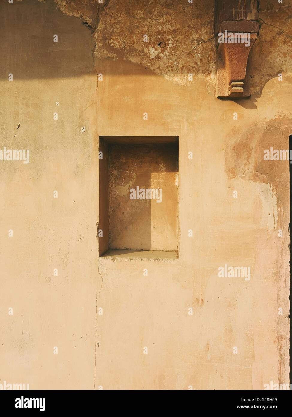 Design details of architectural marvel, Emperor Akbar’s palace at Fatehpur Sikri, a UNESCO World Heritage Site in India - Smartphone Captured Stock Image